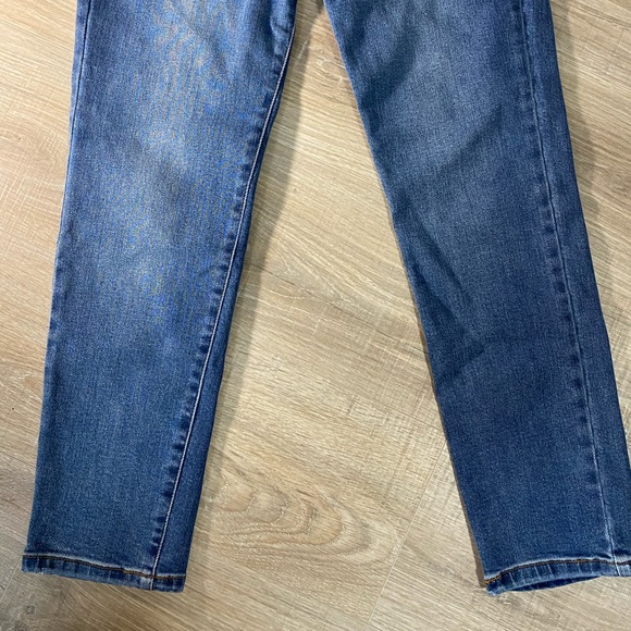 Forever 21 Medium Denim Westwood Mom Jean Size 28 - Picture 4 of 6